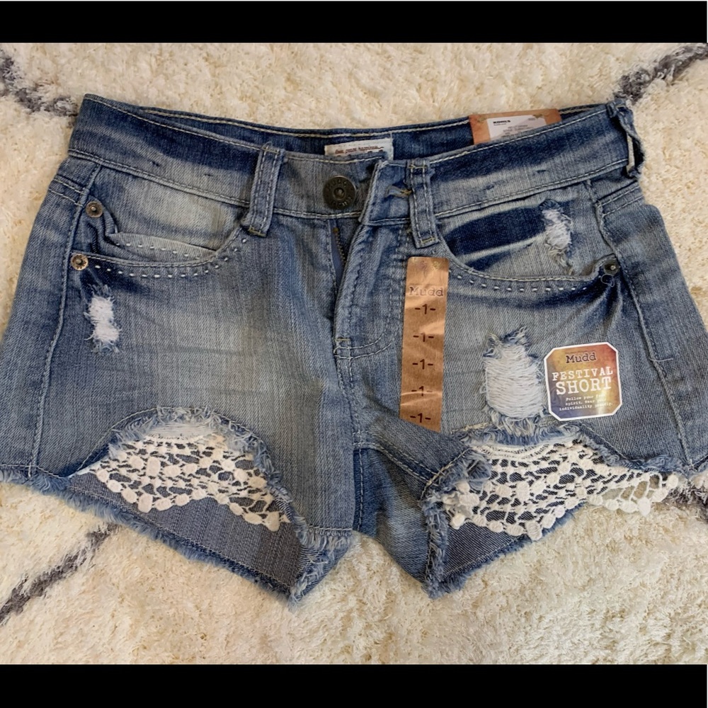 Mudd Jean Shorts With Lace Details